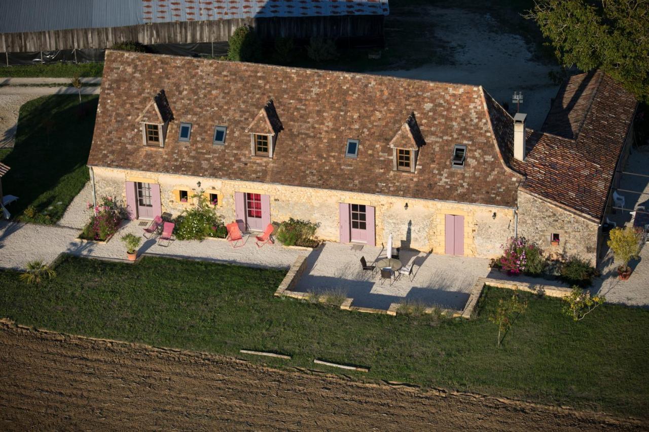 Chambre D'Hotes La Ferme De La Croix. サン・タヴィ・セニュール エクステリア 写真